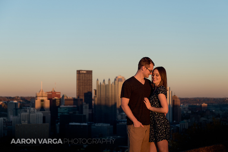 32 mt washington sunset engagement city view(pp w768 h512) - Kelsey + Mike | West Park and Mt. Washington Engagement Photos