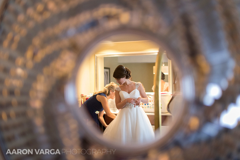 04 bride getting ready mirror(pp w768 h512) - Stephanie + Ryan | Heinz Chapel and University Club Wedding Photos