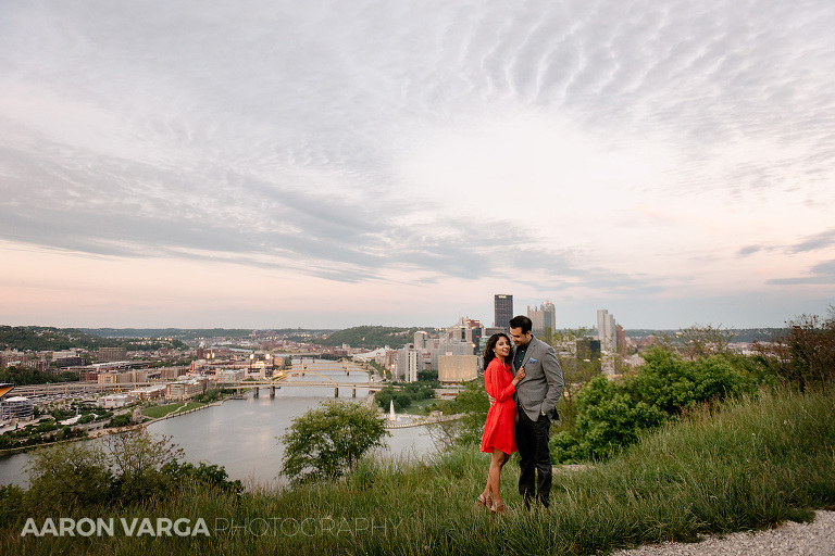 15 mt washington pittsburgh(pp w768 h512) - Kini + Ricky | Point State Park and Mt. Washington Engagement Photos
