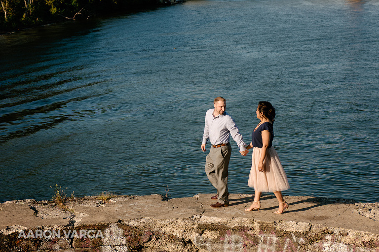 04 washingtons landing water engagement(pp w768 h512) - Iona + Eric | Washington's Landing & Mellon Park Engagement Photos