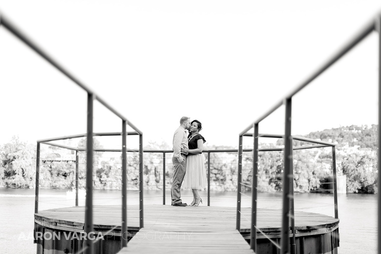 08 washingtons landing engagement photos dock(pp w768 h512) - Iona + Eric | Washington's Landing & Mellon Park Engagement Photos