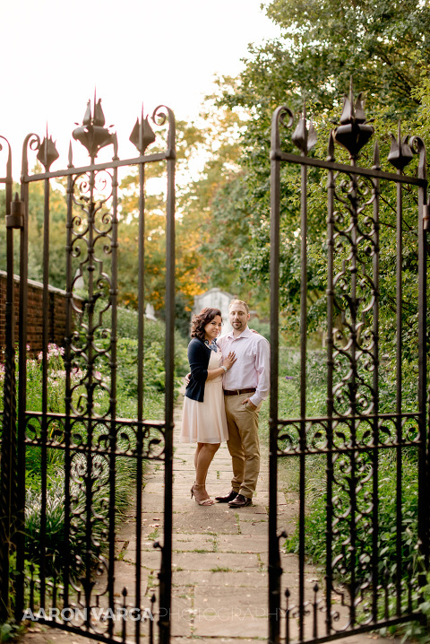 27 mellon park engagement iron fence(pp w480 h718) - Iona + Eric | Washington's Landing & Mellon Park Engagement Photos