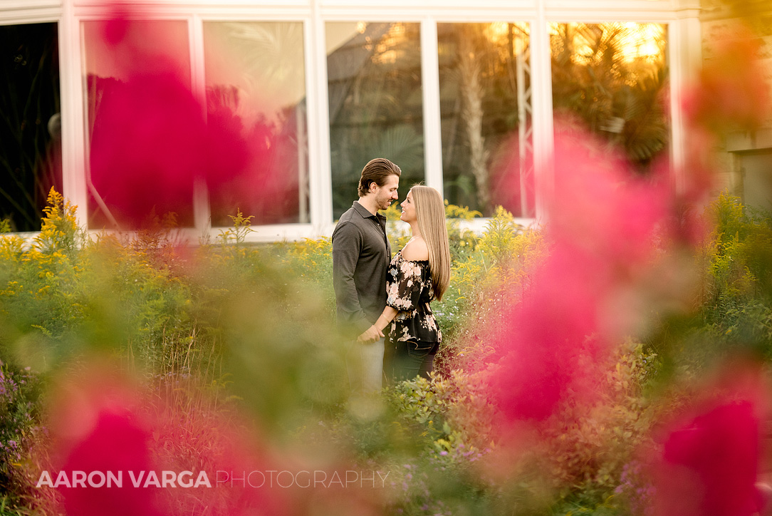 16 sunset engagement photos - Alexis + Matt | Mellon Park and Phipps Conservatory Engagement Photos