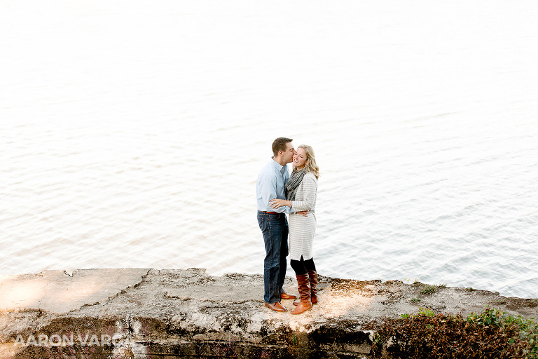 08 washingtons landing overlook(pp w768 h512) - Annie + Jeff | Washington's Landing and Strip District Engagement Photos