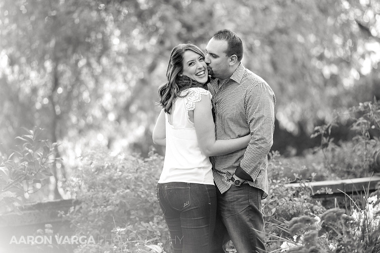 13 mellon park engagement photo pittsburgh(pp w768 h512) - Amanda + Keith | Mellon Park and Schenley Park Engagement Photos