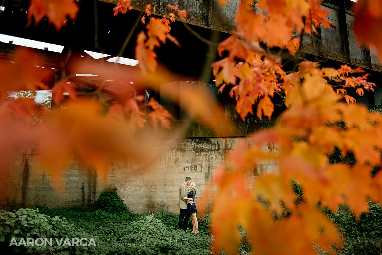 23 washingtons landing fall engagement photos october(pp w768 h512) - Amy + Bill | Washington's Landing Engagement Photos