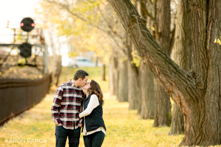 03 allegheny park north side(pp w768 h512) - Kelly + John | West Park and North Shore Engagement Photos