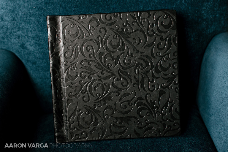 08 black leather album pattern finao(pp w768 h512) - Black Leather Wedding Album | Longue Vue Club Wedding