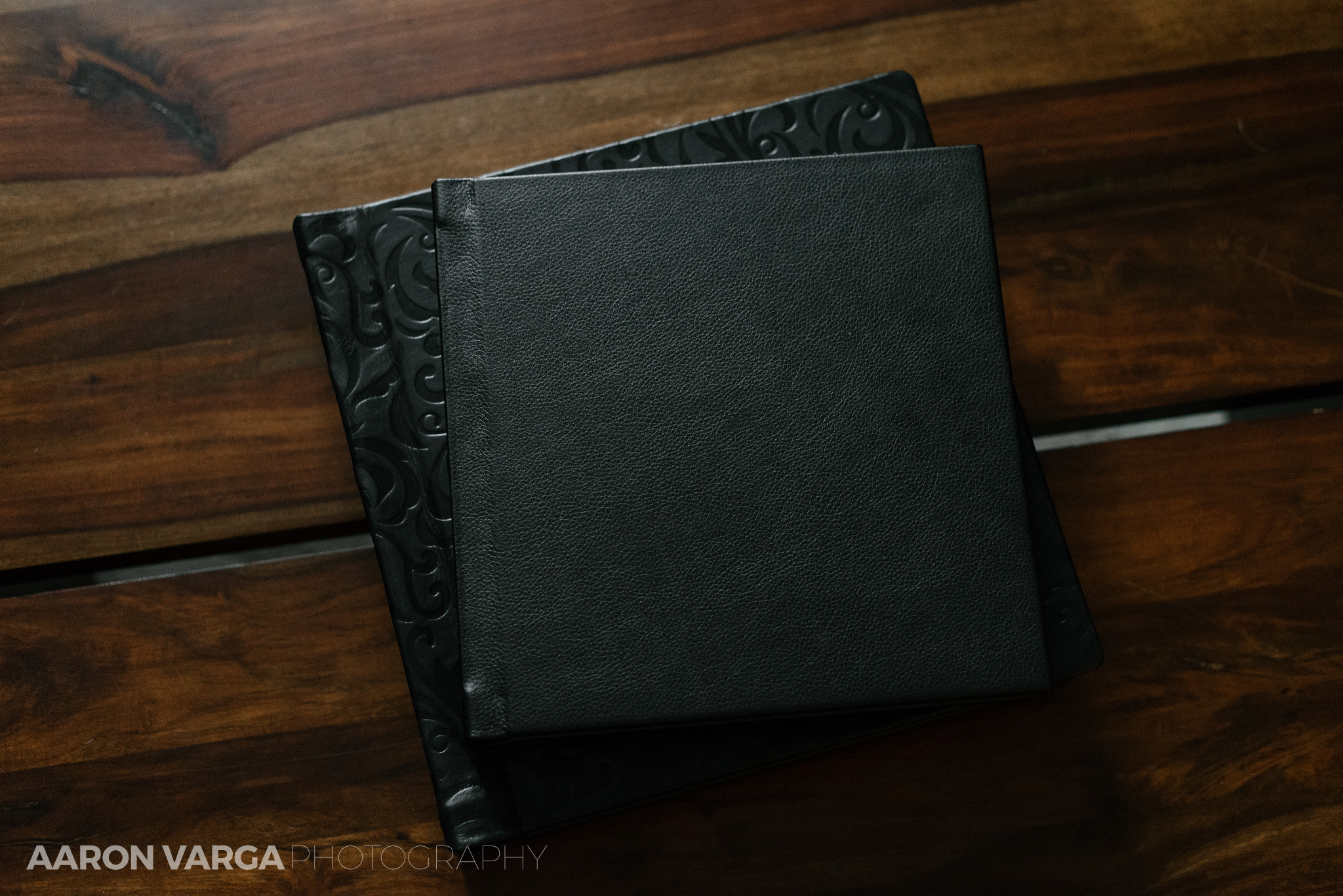 01 parent wedding album black leather - Black Parent Faux Leather Wedding Album | Longue Vue Club Wedding