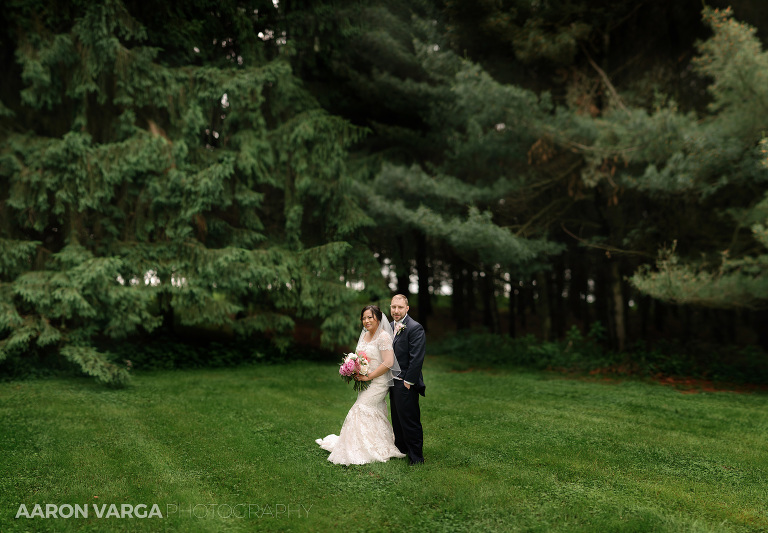 28 shady elms farm wedding brenizer method(pp w768 h533) - Iona + Eric | Shady Elms Farm Wedding Photos