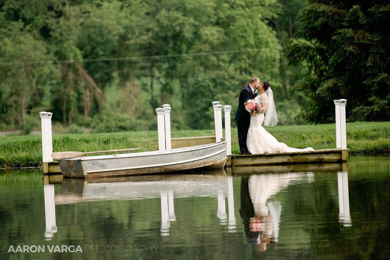 29 shady elms farm lake(pp w768 h512) - Iona + Eric | Shady Elms Farm Wedding Photos