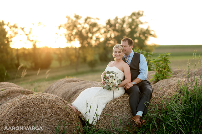 55 shady elms farm wedding photos hay(pp w768 h512) - Stacy + Jeff | Shady Elms Farm Wedding Photos