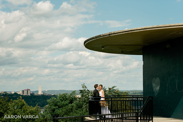 27 grandview park wedding mt washington(pp w768 h512) - Melissa + Dan | South Hills Country Club Wedding Photos