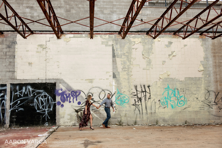 18 strip district abandoned building engagement(pp w768 h512) - Amanda + Brandon | Strip District Engagement Photos