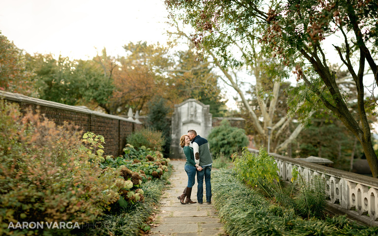 17 brenizer method mellon park(pp w768 h480) - Anna + Aaron | Mellon Park and Mt. Washington Engagement Photos