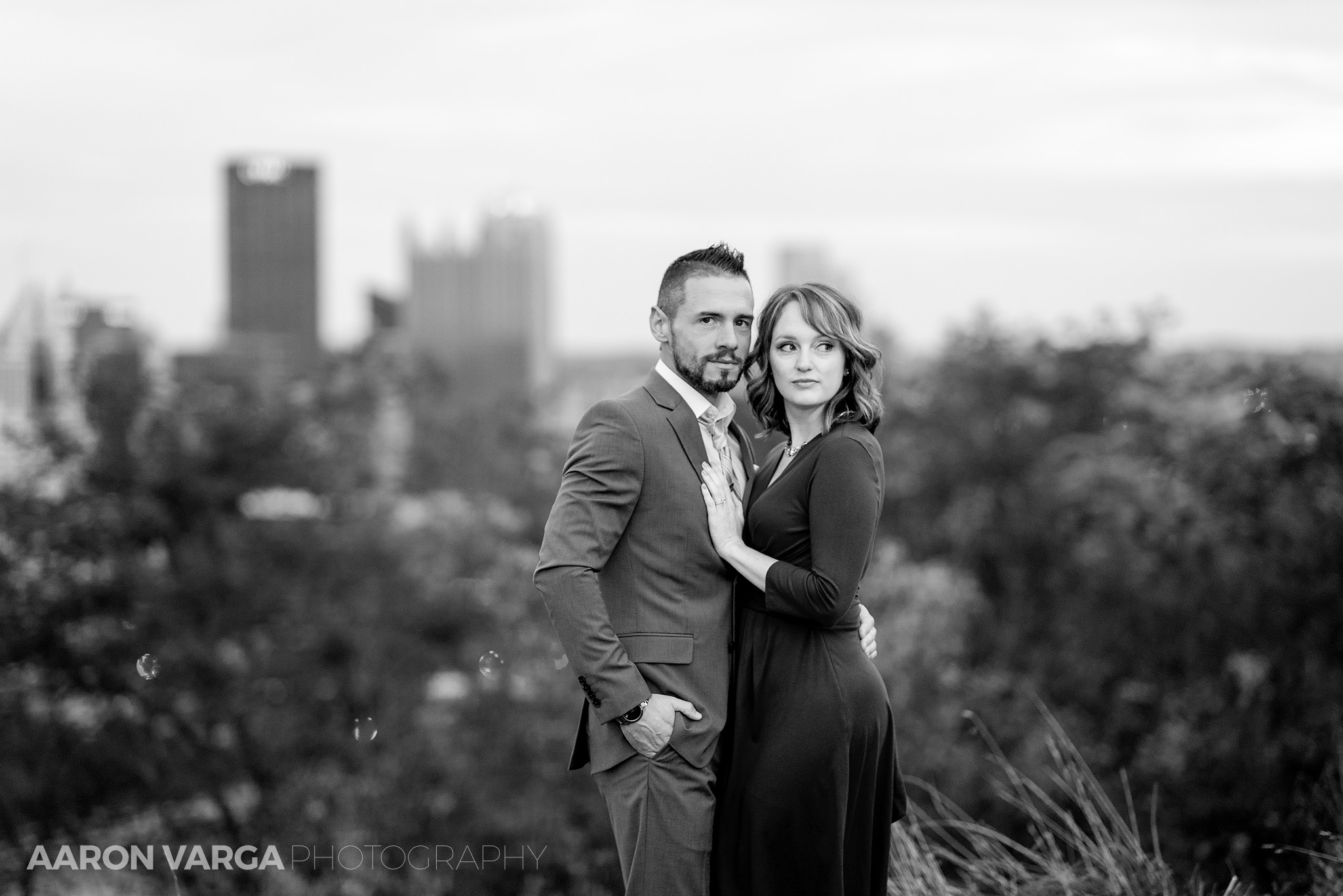 29 engagement session at mt washington - Anna + Aaron | Mellon Park and Mt. Washington Engagement Photos