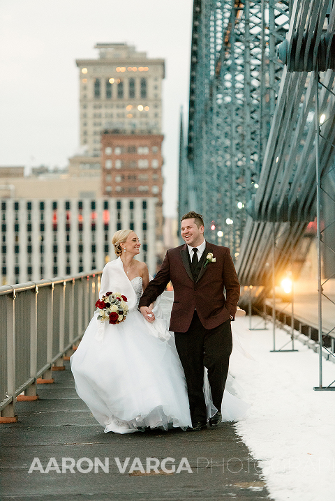 22 smithfield street bridge engagement 1(pp w480 h718) - 2017: Year in Review