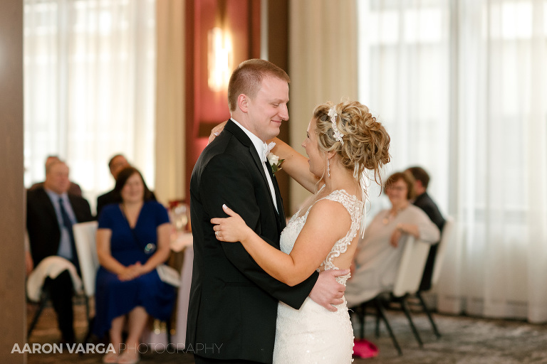 38 embassy suites hotel pittsburgh wedding first dance(pp w768 h512) - Summer + Paul | Embassy Suites Downtown Pittsburgh Wedding Photos