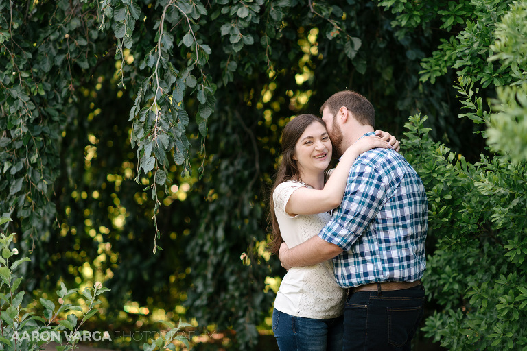 04 photos at phipps conservatory(pp w768 h512) - Laura + CJ | Schenley Park and North Shore Engagement Photos