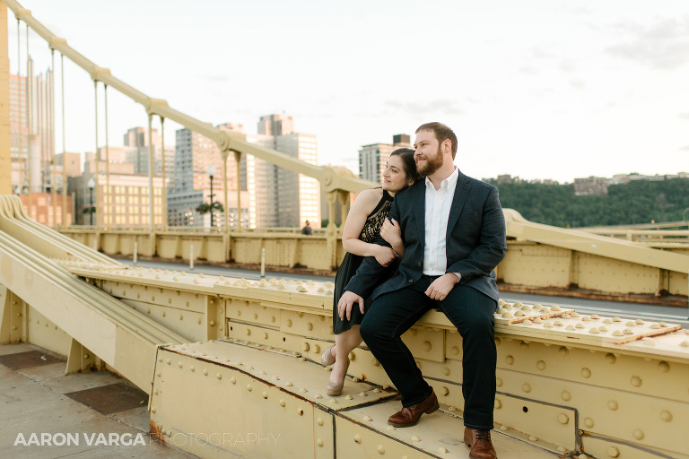 19 roberto clemente bridge engagement(pp w768 h512) - Laura + CJ | Schenley Park and North Shore Engagement Photos