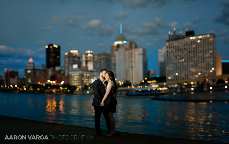 25 brenizer method north shore pittsburgh(pp w768 h482) - Laura + CJ | Schenley Park and North Shore Engagement Photos