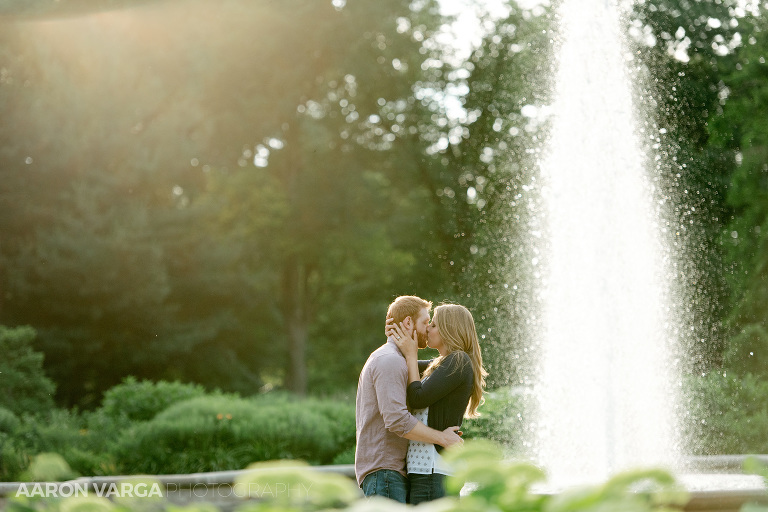 06 highland park engagement fountain(pp w768 h512) - Danielle + Zack | Highland Park and Strip District Engagement Photos
