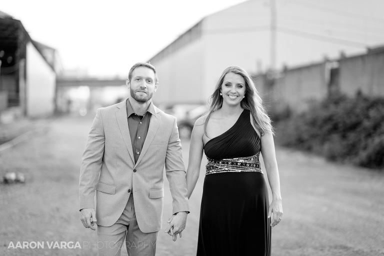 18 urban engagement strip district(pp w768 h512) - Danielle + Zack | Highland Park and Strip District Engagement Photos