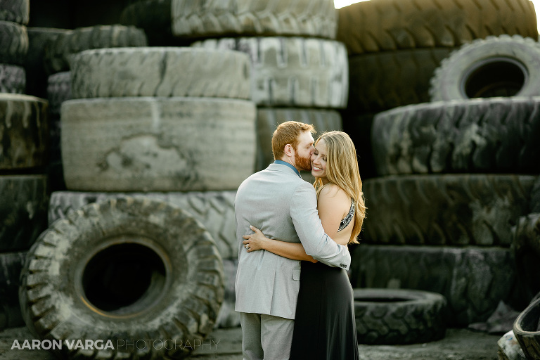 23 strip district tire yard gritty engagement(pp w768 h512) - Danielle + Zack | Highland Park and Strip District Engagement Photos