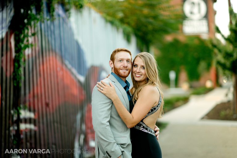 27 strip district iron man mural engagement(pp w768 h512) - Danielle + Zack | Highland Park and Strip District Engagement Photos