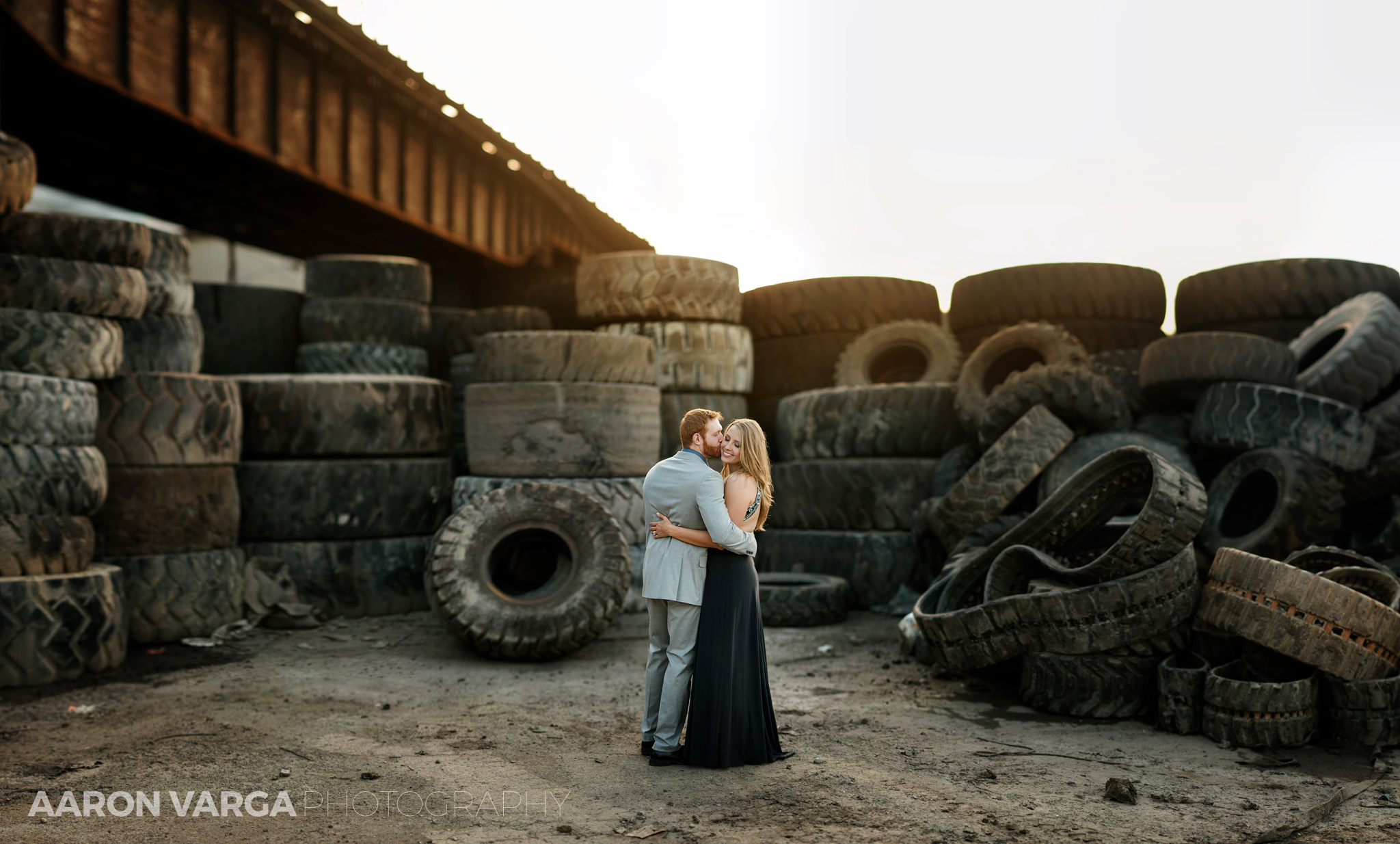 brenizer method strip district pittsburgh engagement - Danielle + Zack | Highland Park and Strip District Engagement Photos