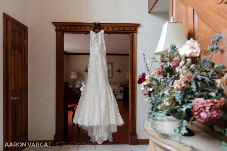 03 pretty wedding dress 1(pp w768 h512) - Sarah + Jeff | Longue Vue Club Wedding Photos