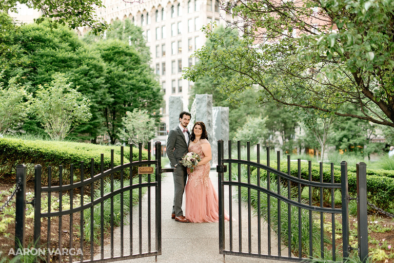 14 mellon green gate anniversary photos(pp w768 h512) - Chrissy + Matt | Downtown Pittsburgh and Pennsylvanian Anniversary Photos