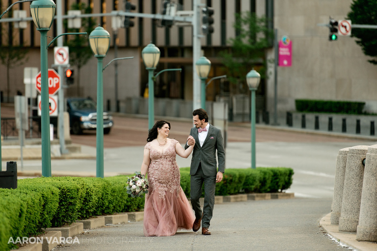 20 downtown pittsburgh pennsylvanian(pp w768 h512) - Chrissy + Matt | Downtown Pittsburgh and Pennsylvanian Anniversary Photos