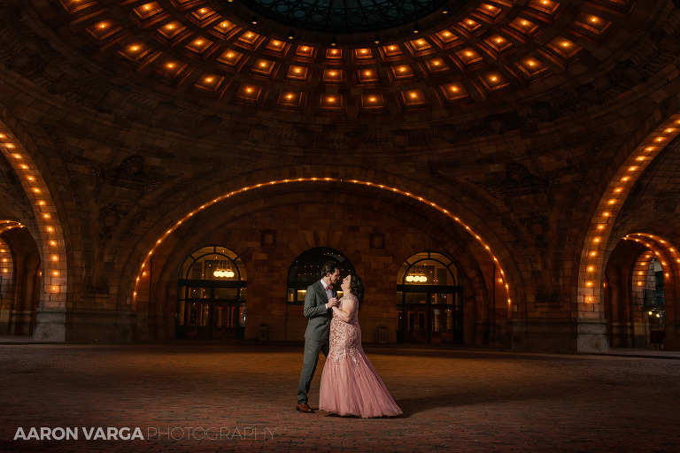 31 pennsylvanian rotunda dome photos(pp w768 h512) - Chrissy + Matt | Downtown Pittsburgh and Pennsylvanian Anniversary Photos
