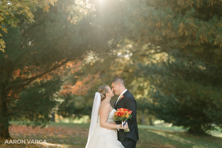 32 la roche college wedding photos fall(pp w768 h512) - Amanda + Adam | Holy Trinity Greek Orthodox Church Wedding Photos