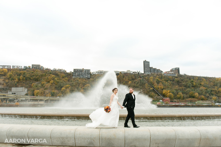 40 point state park fountain wedding(pp w768 h512) - Laura + CJ | Renaissance Pittsburgh Hotel Wedding Photos
