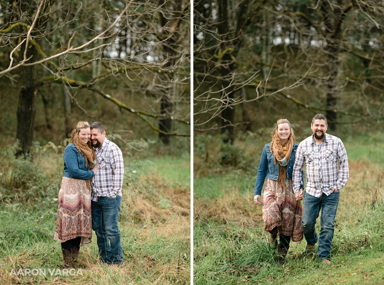 03 fall engagement in farm(pp w768 h570) - Megan + Brian | Shady Elms Farm Engagement Photos