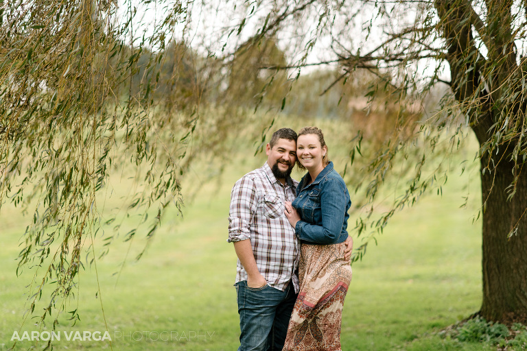 28 weeping willow engagement photos on farm(pp w768 h512) - Megan + Brian | Shady Elms Farm Engagement Photos