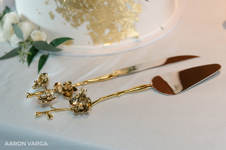 19 gold wedding cake knife(pp w768 h512) - Best of 2018: Cakes