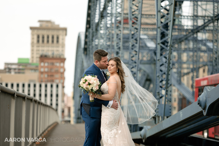 42 smithfield street bridge wedding photos 1(pp w768 h512) - Cassandra + David | Sheraton Station Square Wedding Photos