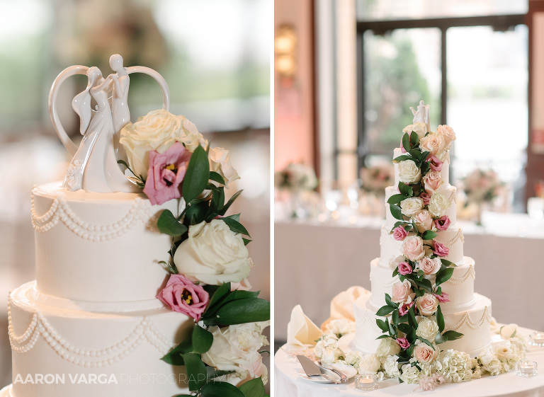 48 sheraton station square wedding cake 1(pp w768 h561) - Cassandra + David | Sheraton Station Square Wedding Photos