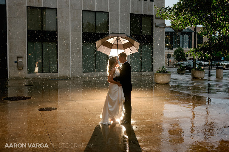 55 end of the night magmod off camera flash(pp w768 h512) - Sarah + Kirill | DoubleTree Hotel Youngstown Ohio Wedding Photos