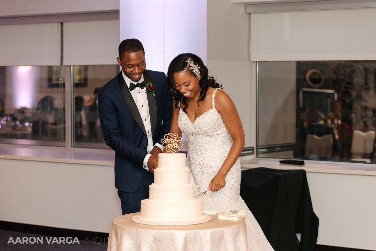 44 rivers club wedding cake cutting(pp w768 h512) - Alison + Steven | Heinz Hall and Rivers Club Wedding Photos
