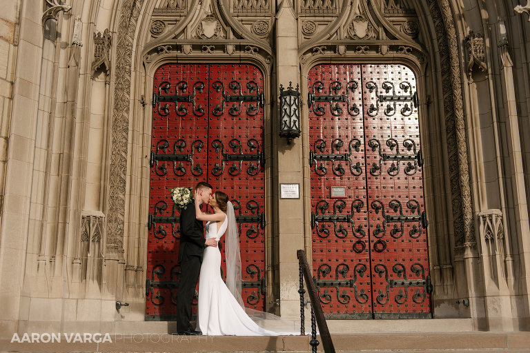 18 heinz chapel wedding photo(pp w768 h512) - Emily + Keith | Hotel Monaco