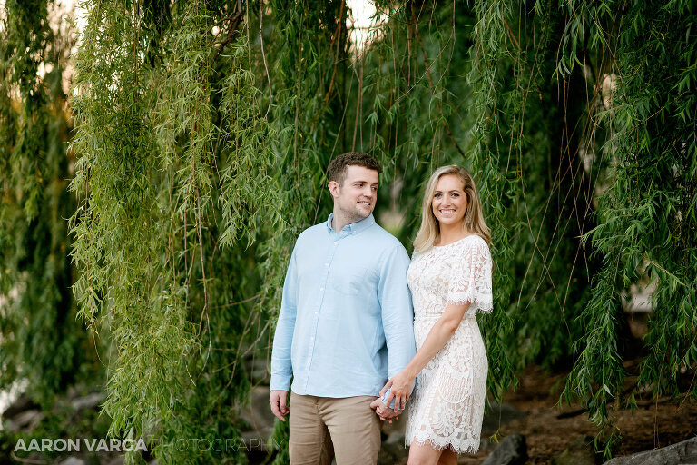 30 engagement photos north shore weeping willow(pp w768 h512) - Missy + Joe | Mellon Park and North Shore Engagement Photos