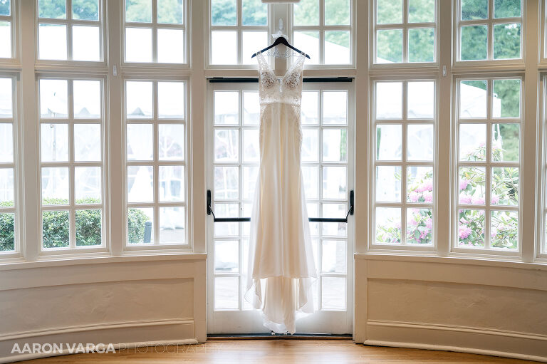 02 longue vue club wedding dress(pp w768 h511) - Alexis + Luke | Longue Vue Club Wedding Photos