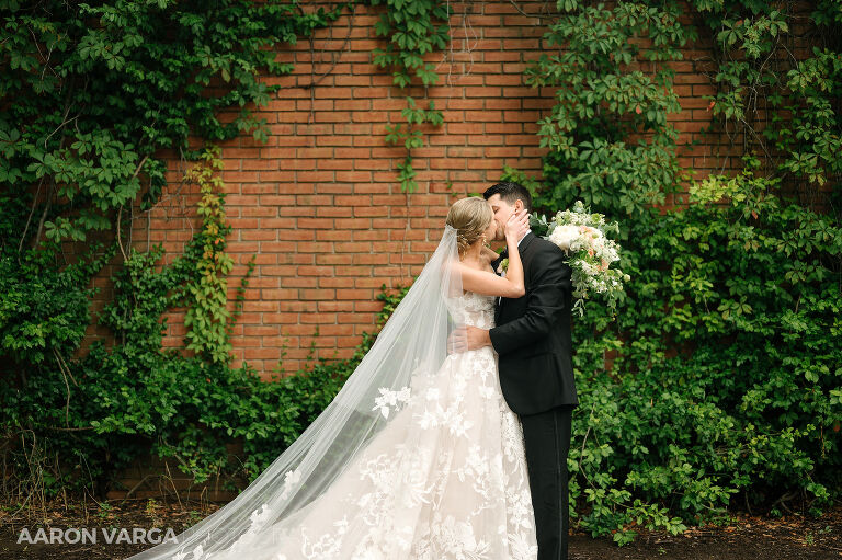 14 wedding portraits at washingtons landing(pp w768 h511) - Kyle + Mike | The Pennsylvanian Wedding Photos