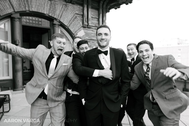 08 fun groomsmen photos(pp w768 h511) - Dakota + Carlo | Renaissance Pittsburgh Hotel Wedding Photos