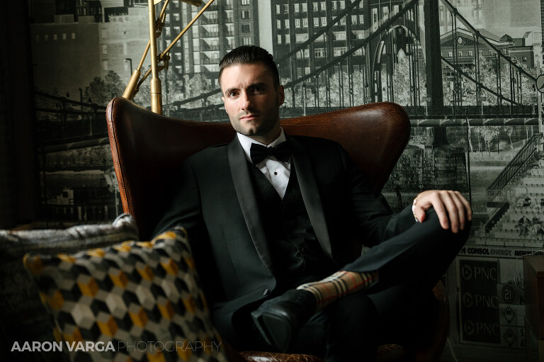 11 renaissance hotel groom photos(pp w768 h511) - Dakota + Carlo | Renaissance Pittsburgh Hotel Wedding Photos