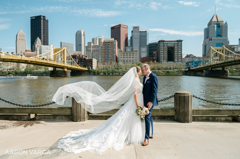 32 pittsburgh wedding photos north shore(pp w768 h511) - Chelsea + Matt | Le Mont Restaurant Wedding Photos